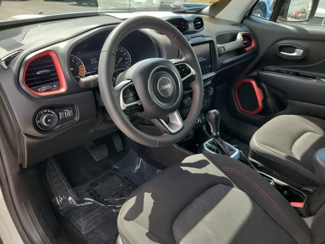 Used 2023 Jeep Renegade Trailhawk AWD/4WD image 23