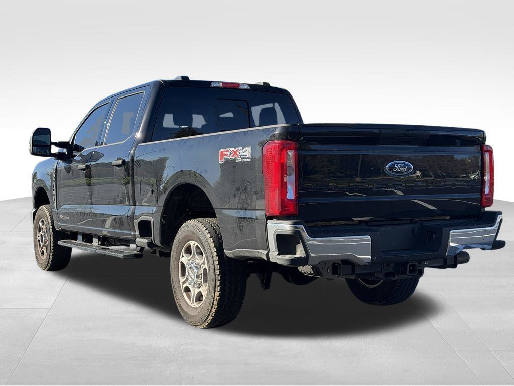 Certified 2026 Ford F250 XLT w/ FX4 Off-Road Package AWD/4WD image 6