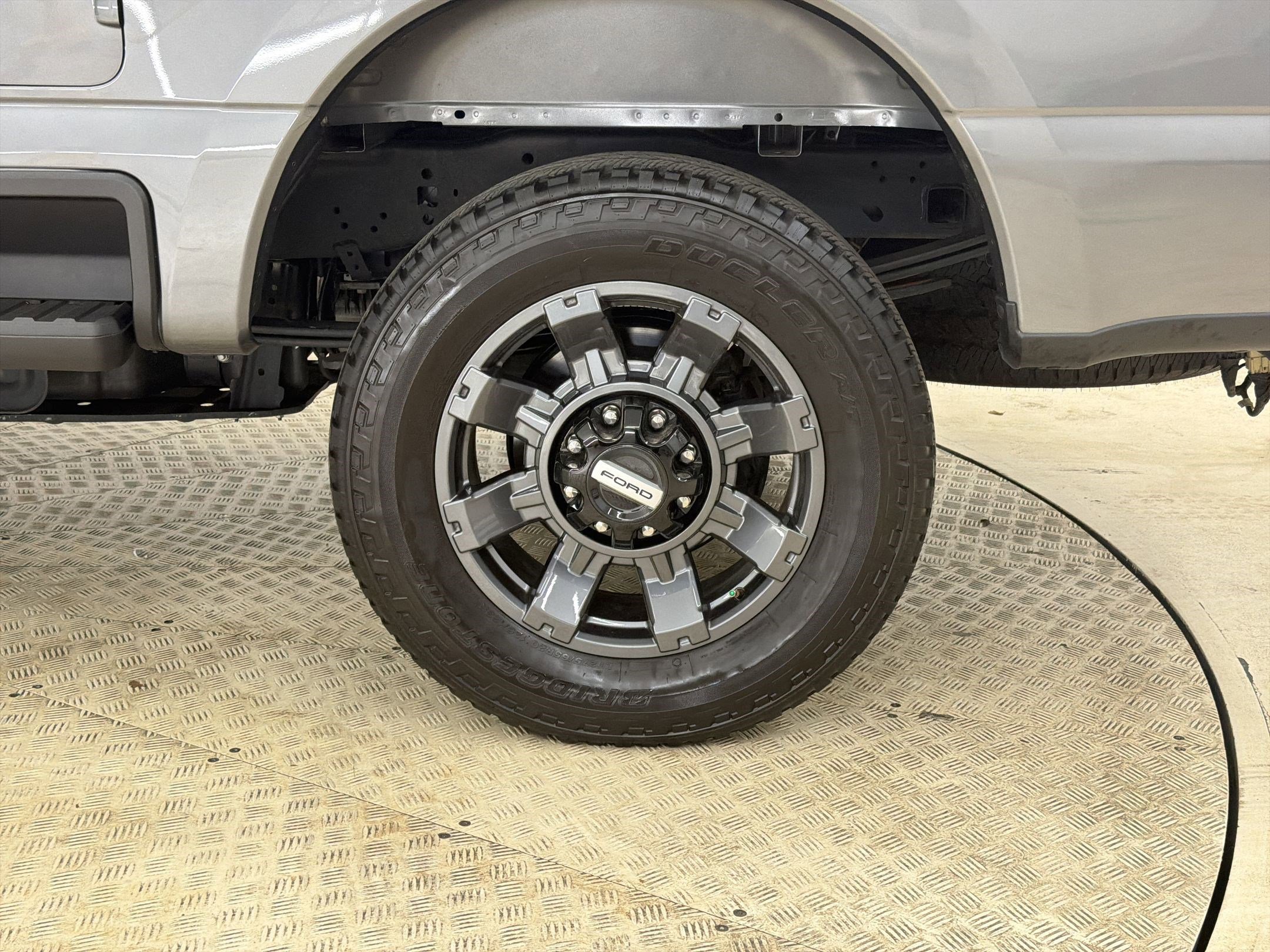 Certified 2024 Ford F250 Lariat w/ Lariat Ultimate Package image 12