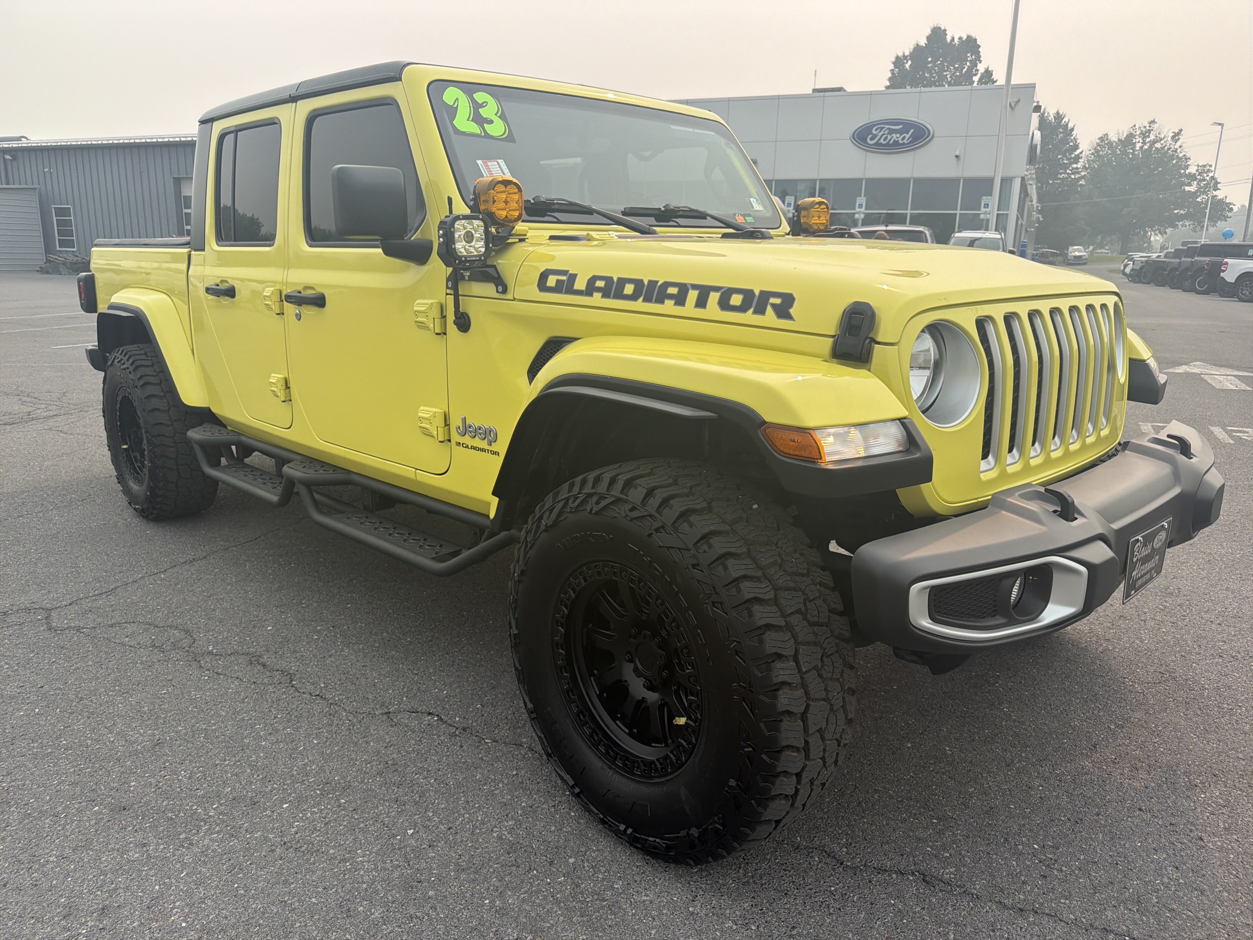Used 2023 Jeep Gladiator Overland