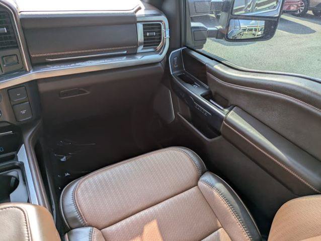 Certified 2024 Ford F250 King Ranch AWD/4WD image 17
