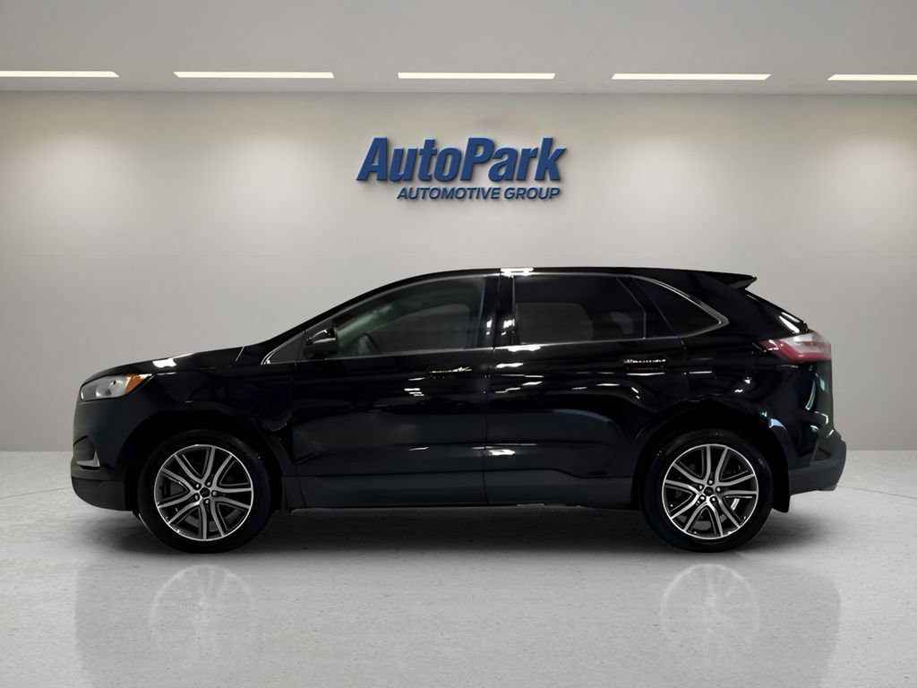 Certified 2021 Ford Edge Titanium w/ Canadian Touring Package image 2