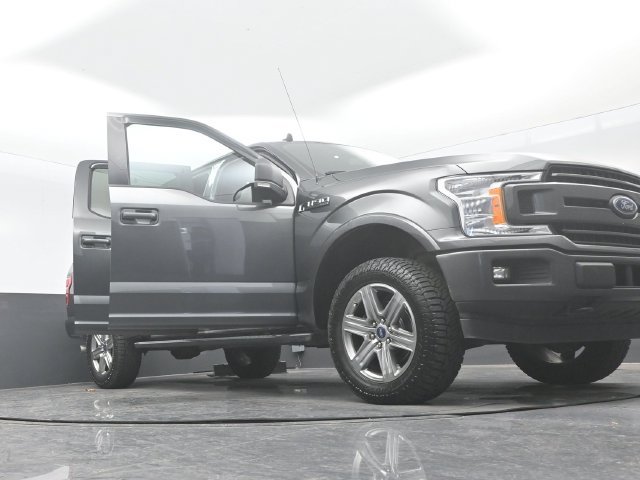 Certified 2019 Ford F150 XLT w/ Equipment Group 302A Luxury AWD/4WD image 30