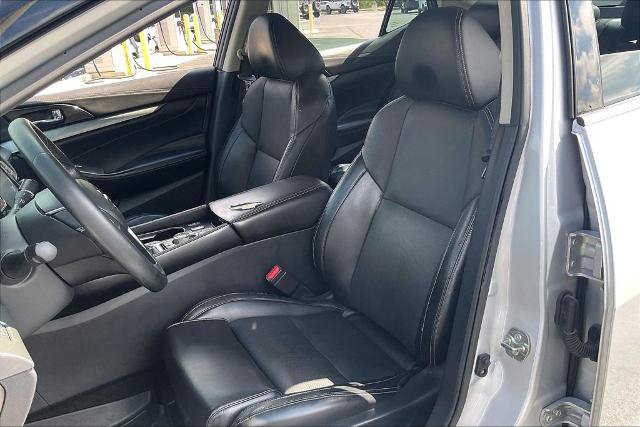 Used 2017 Nissan Maxima 3.5 SL FWD image 25