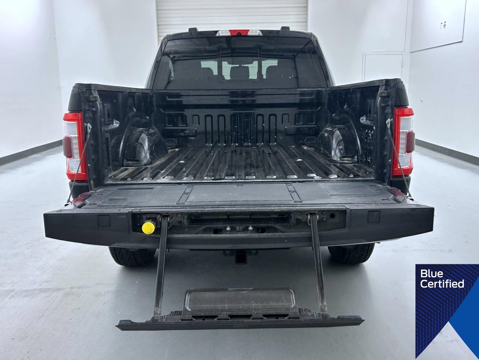 Certified 2023 Ford F150 Lariat w/ Equipment Group 502A High AWD/4WD image 22