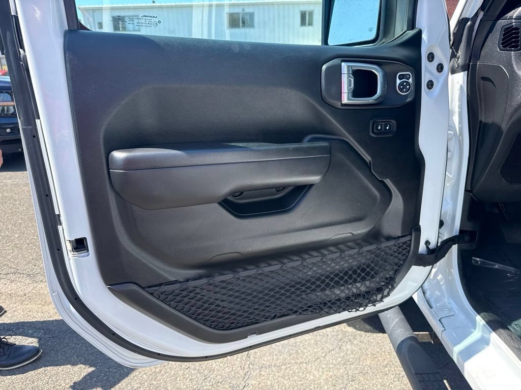 Used 2021 Jeep Wrangler Unlimited Sport AWD/4WD image 13