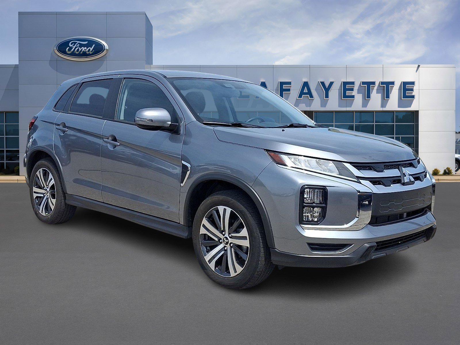 Used 2025 Mitsubishi Outlander Sport SE AWD/4WD image 1