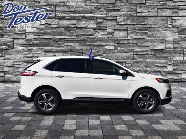 Certified 2024 Ford Edge SEL w/ Convenience Package AWD/4WD image 2