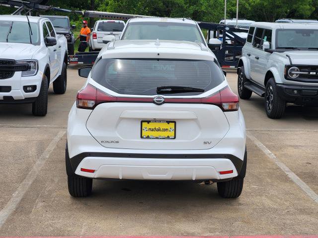 Used 2022 Nissan Kicks SV FWD image 5