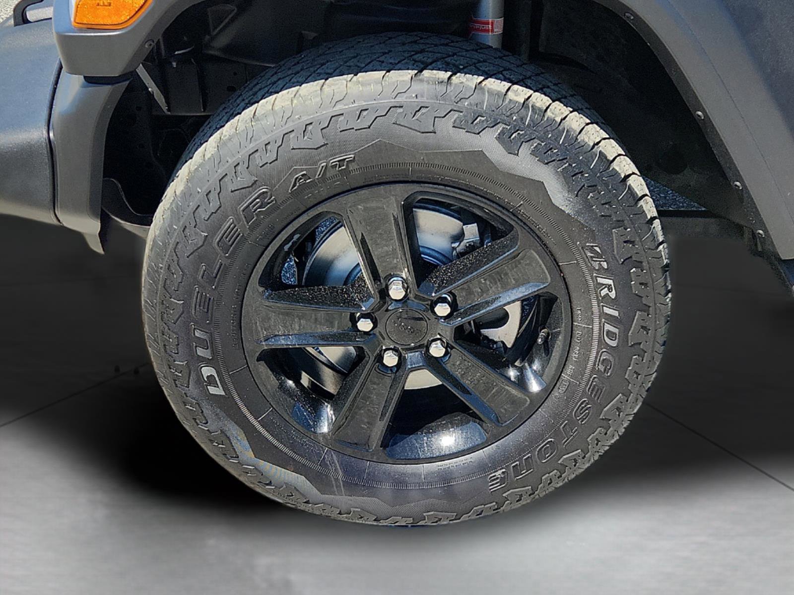 Used 2021 Jeep Wrangler Unlimited Sport AWD/4WD image 30