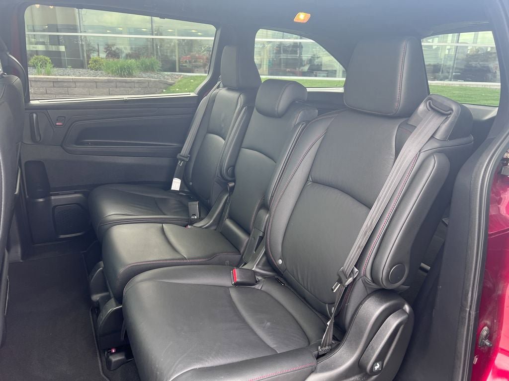Used 2025 Honda Odyssey Sport-L image 13