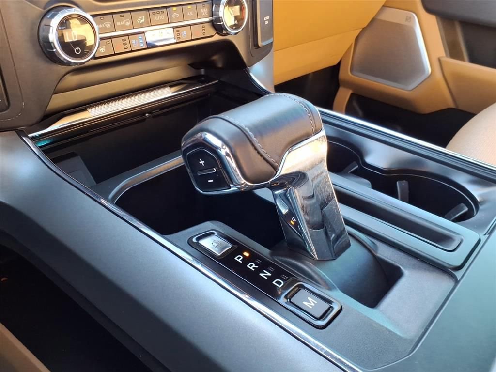 Certified 2021 Ford F150 Lariat w/ Equipment Group 502A High image 28