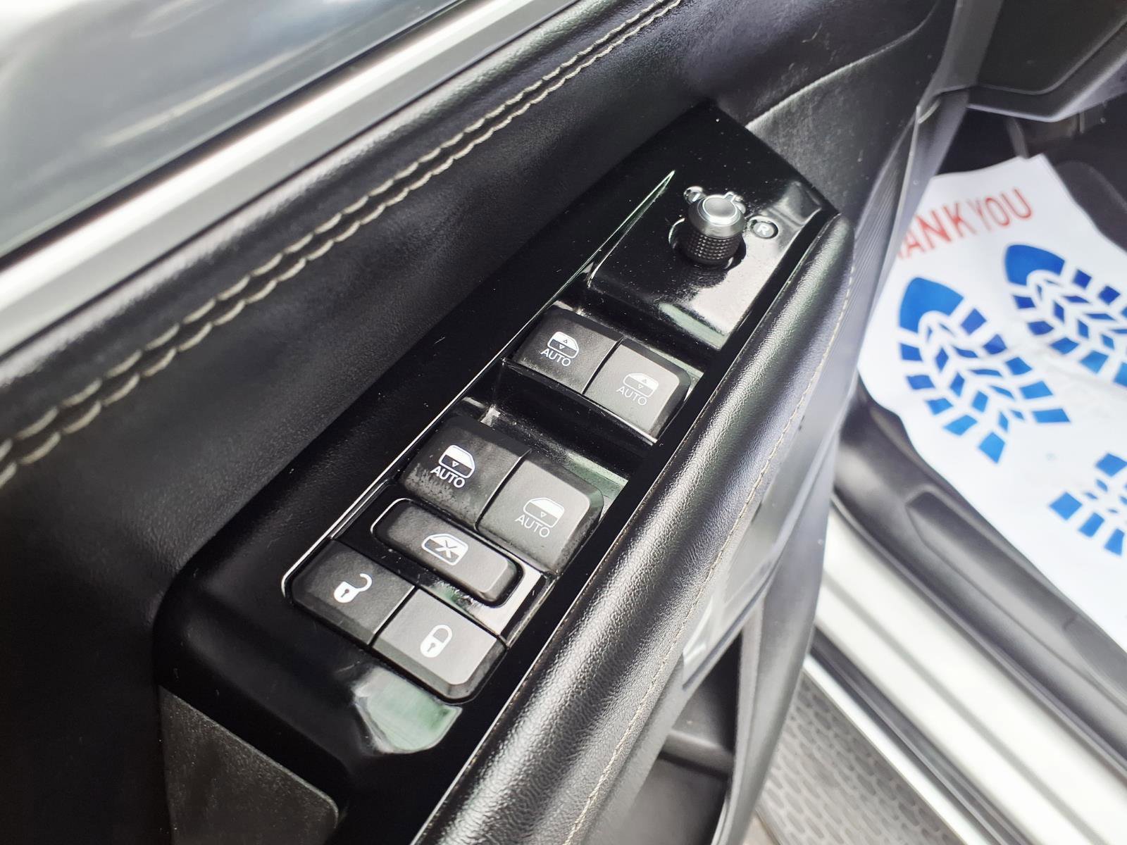 Used 2022 Jeep Wagoneer Series III w/ Flexible Seating Group image 22