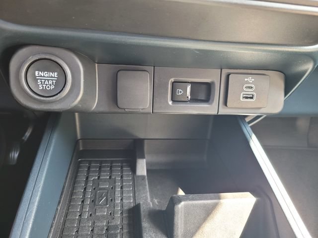 Certified 2025 Ford Maverick Lariat w/ 4K Tow Package AWD/4WD image 24