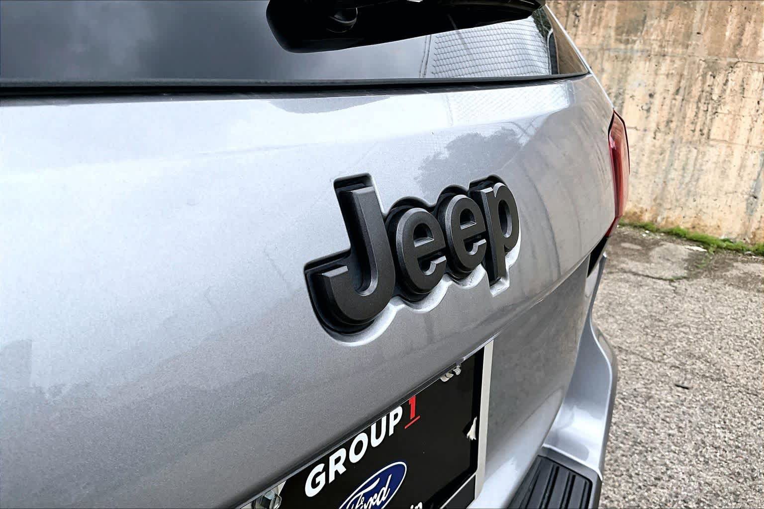 Used 2018 Jeep Grand Cherokee High Altitude RWD image 31