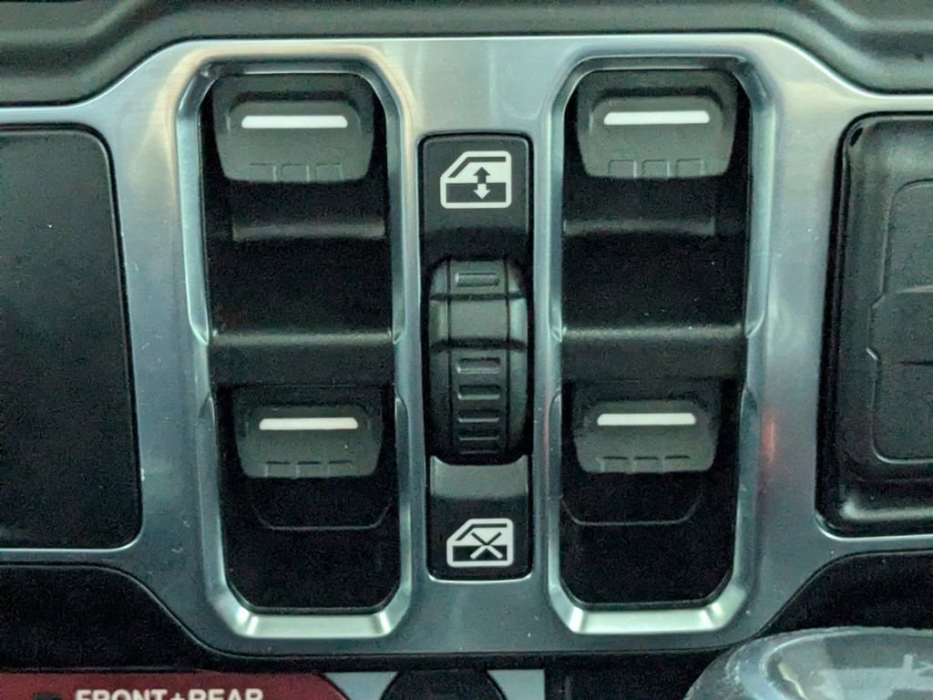 Used 2022 Jeep Wrangler Unlimited Rubicon image 24