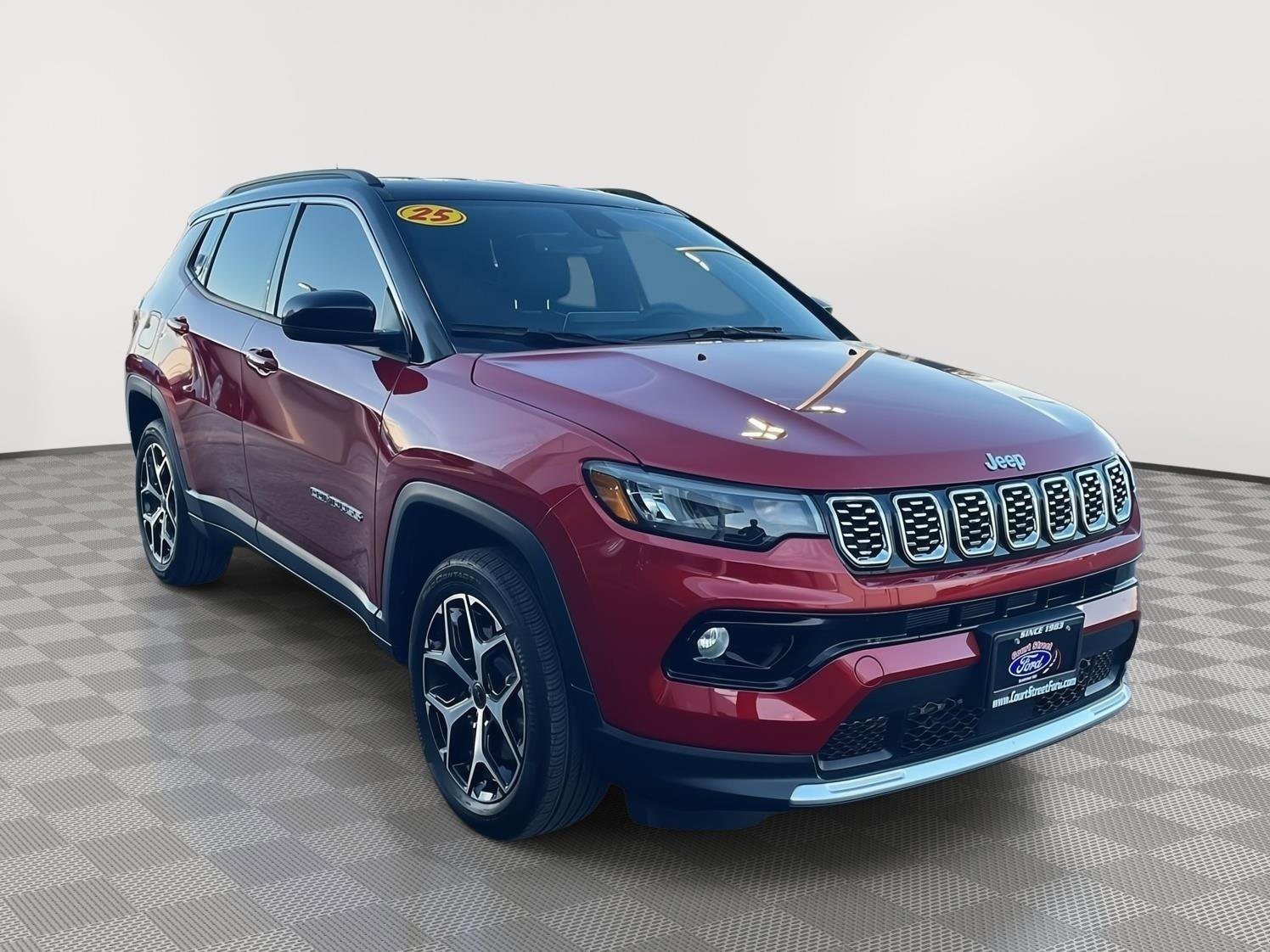 Used 2025 Jeep Compass Limited image 3