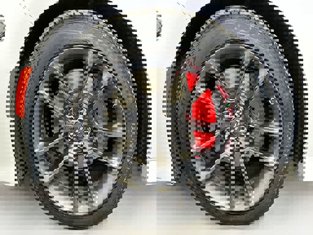 Used 2023 Dodge Charger R/T w/ Performance Handling Group image 11