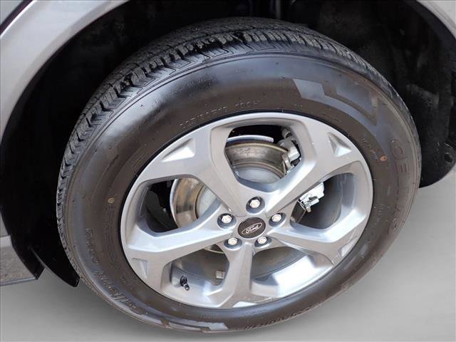 Certified 2024 Ford Escape ST-Line image 7