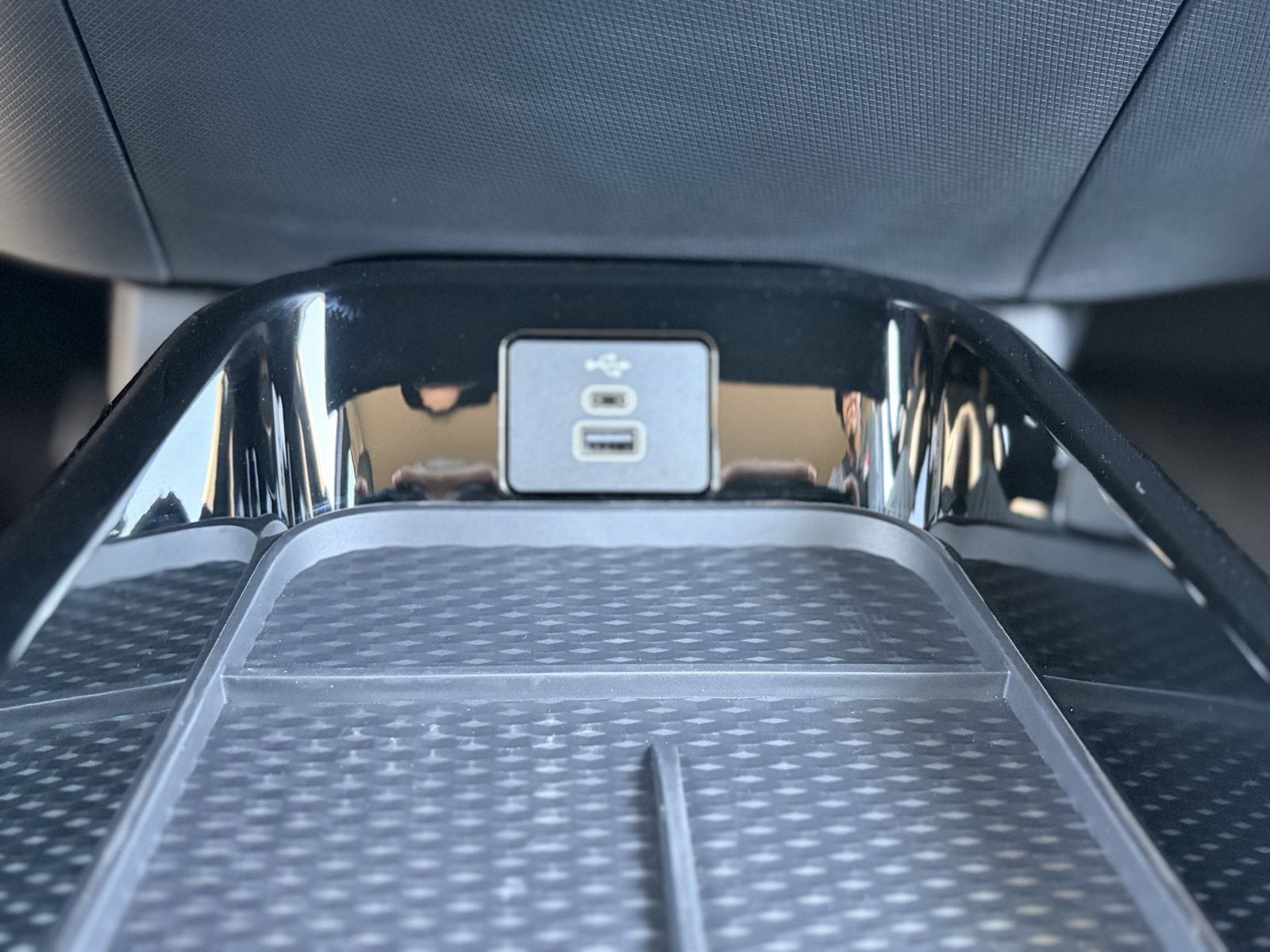 Certified 2026 Ford Mustang Mach-E Select RWD image 31