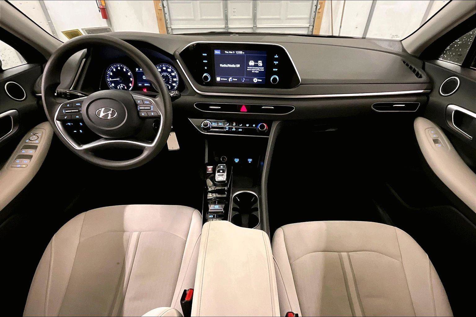Used 2023 Hyundai Sonata SE image 14