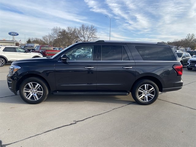 Certified 2024 Ford Expedition Max Limited AWD/4WD image 17