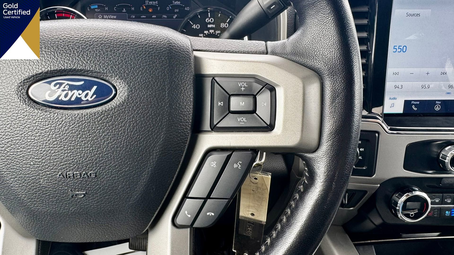 Certified 2022 Ford F250 Lariat image 38