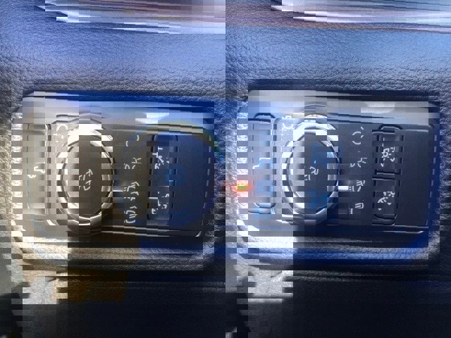 Certified 2021 Ford Explorer Limited w/ Equipment Group 301A image 15