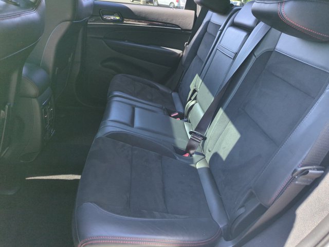 Used 2021 Jeep Grand Cherokee Trailhawk AWD/4WD image 30