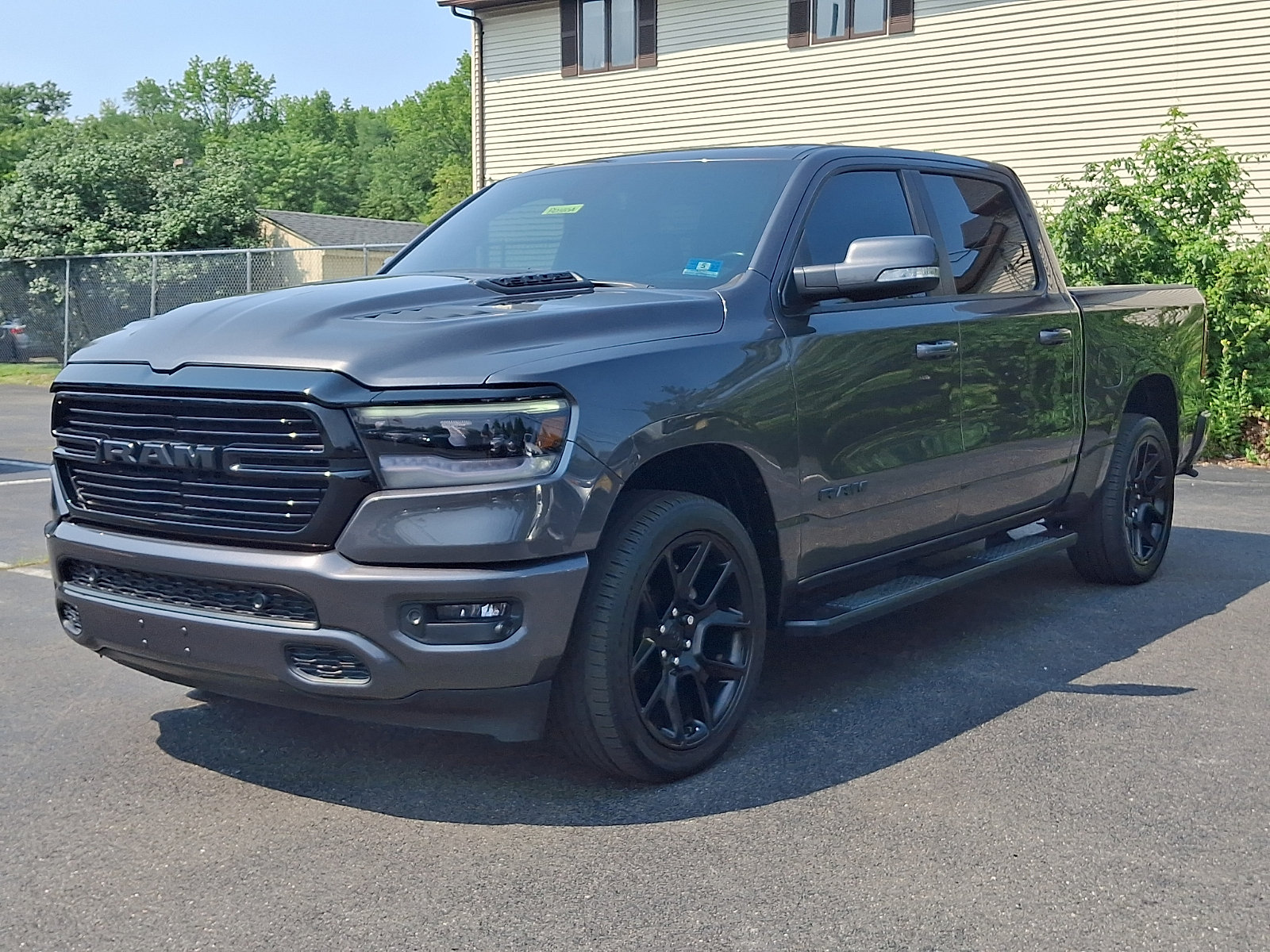 Used 2020 RAM 1500 Sport w/ Alpine Leather & Sound Group AWD/4WD image 3