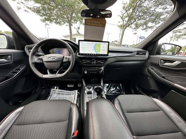 Certified 2023 Ford Escape ST-Line w/ Tech Pack #1 AWD/4WD image 13