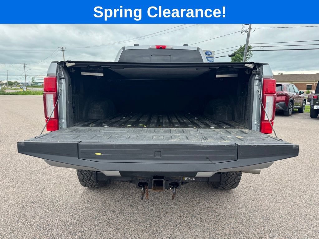 Certified 2021 Ford F350 Platinum w/ Tremor Off-Road Package AWD/4WD image 6
