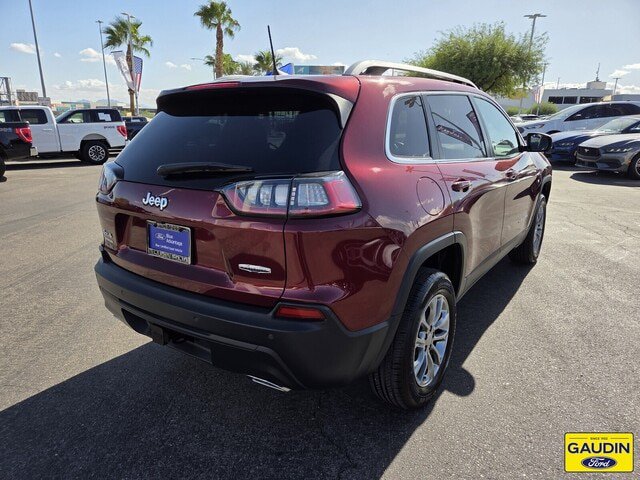 Used 2019 Jeep Cherokee Latitude Plus w/ Trailer Tow Group AWD/4WD image 7