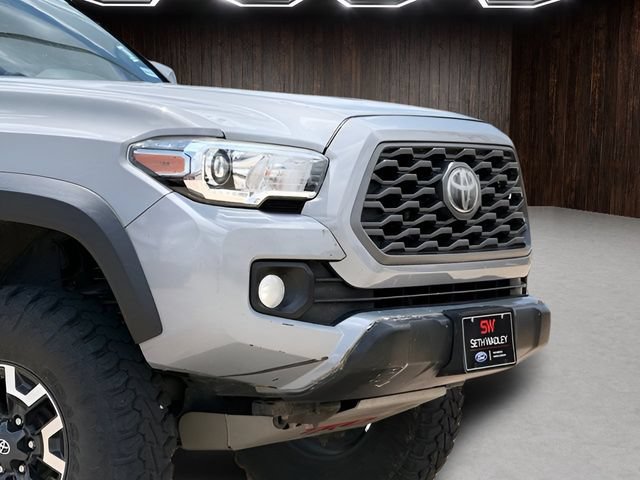 Used 2020 Toyota Tacoma TRD Off-Road AWD/4WD image 8