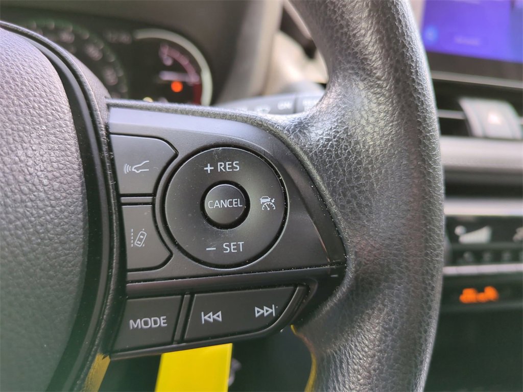 Used 2023 Toyota RAV4 LE image 24