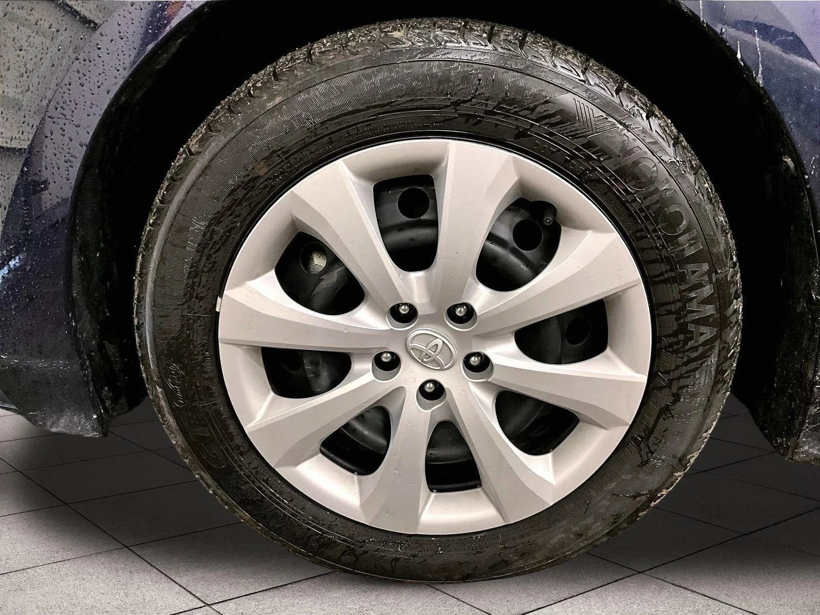 Used 2024 Toyota Corolla LE FWD image 8