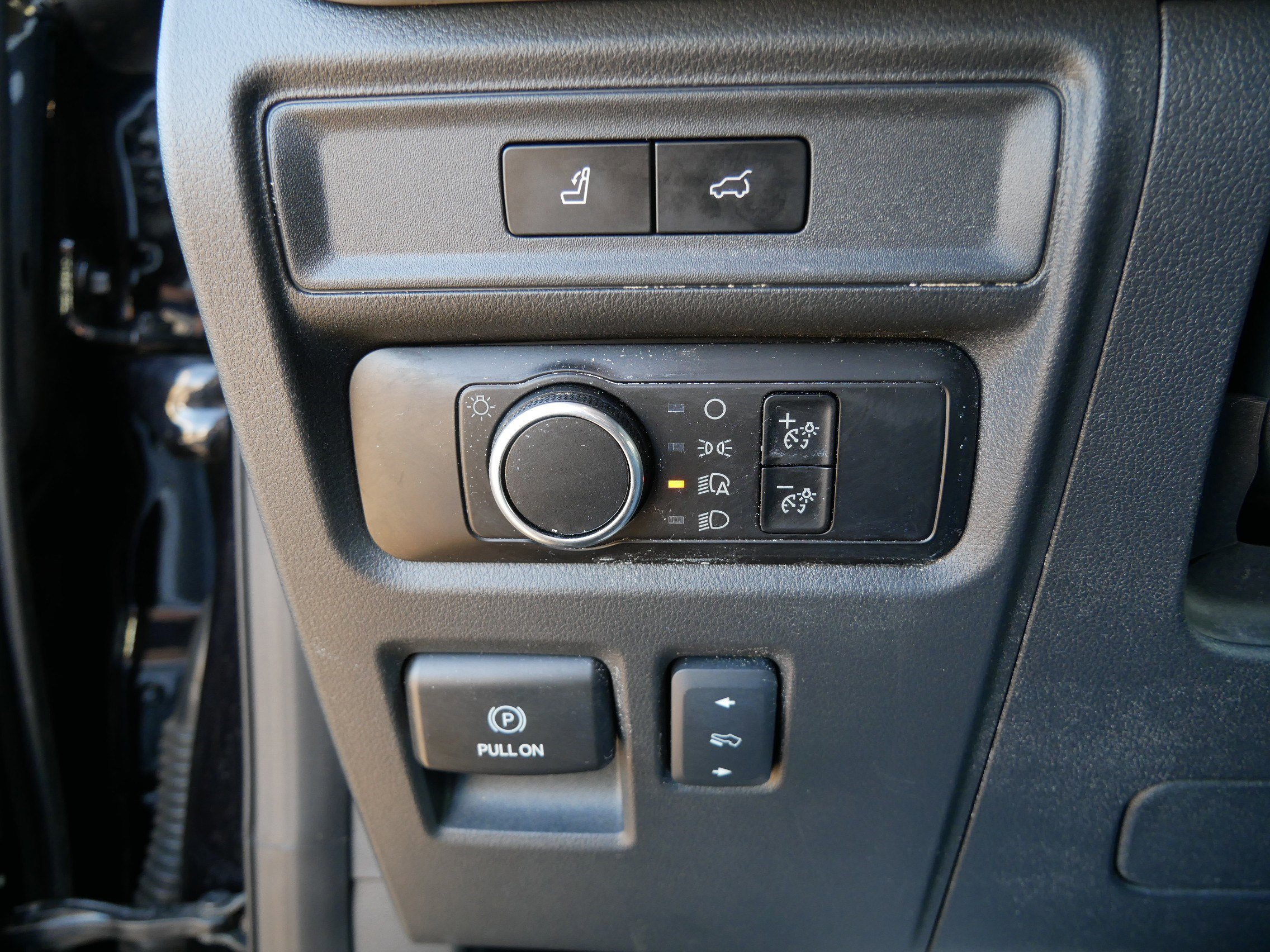 Certified 2024 Ford Expedition XLT image 26