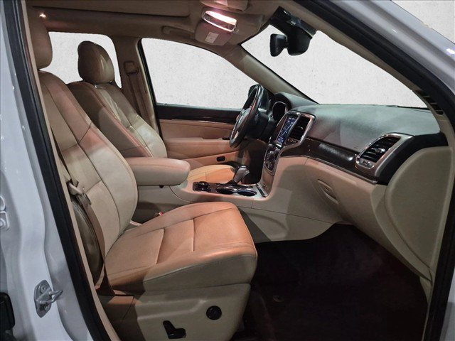 Used 2018 Jeep Grand Cherokee Limited w/ Luxury Group II AWD/4WD image 21