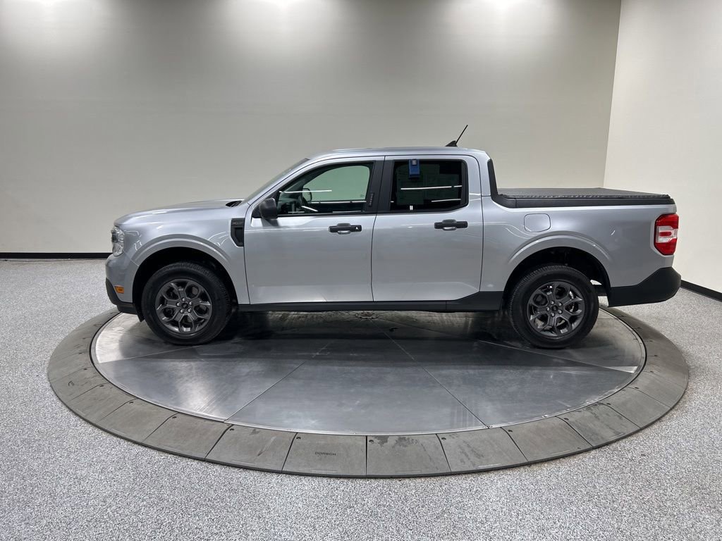 Certified 2022 Ford Maverick XLT image 2