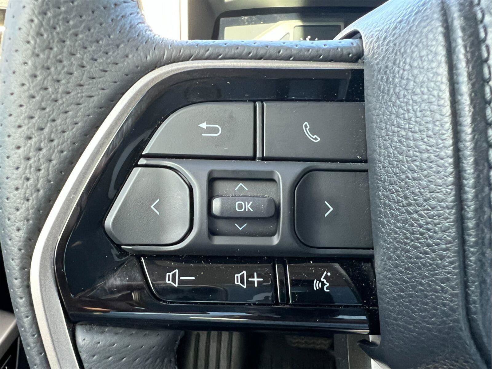 Used 2023 Toyota Tundra Limited w/ Power Package RWD image 50
