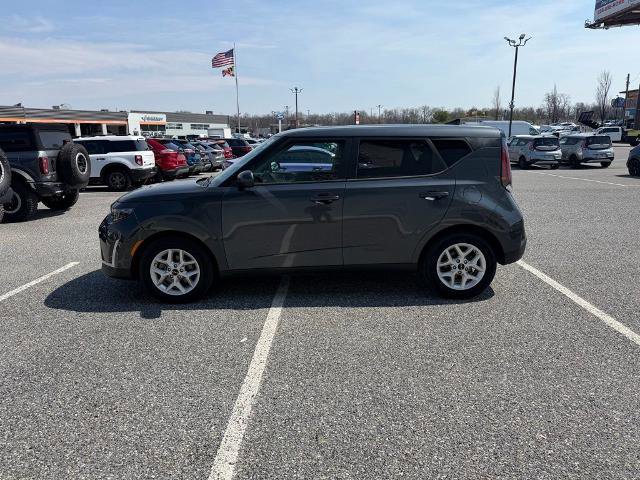 Used 2024 Kia Soul LX w/ Option Group 015 image 2