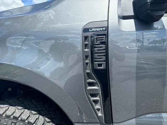 Certified 2025 Ford F250 Lariat w/ Tremor Off-Road Package AWD/4WD image 9