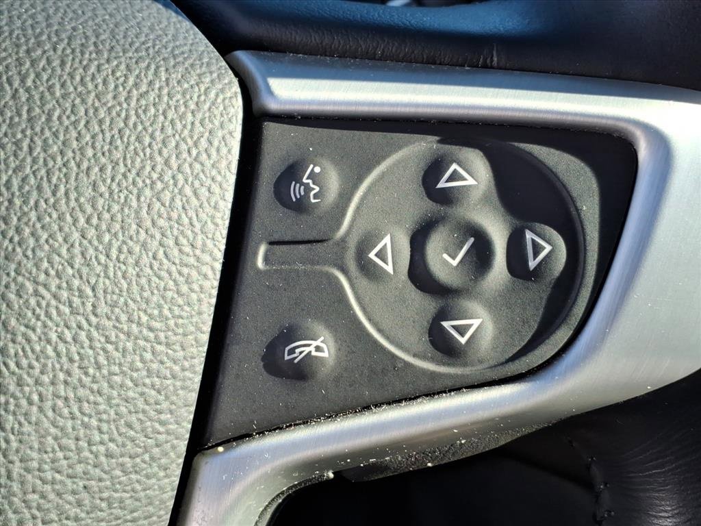 Used 2022 GMC Terrain SLT image 21