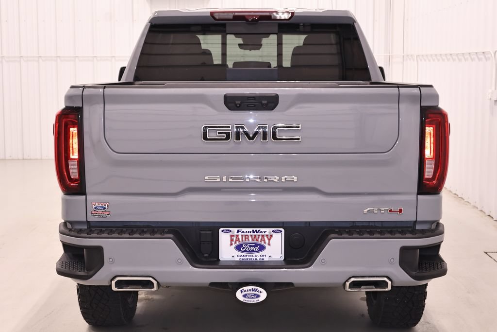 Used 2024 GMC Sierra 1500 AT4 w/ Technology Package AWD/4WD image 9