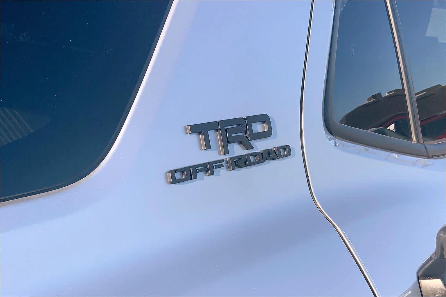 Used 2025 Toyota 4Runner TRD Off-Road Premium w/ Tow Technology Package AWD/4WD image 10