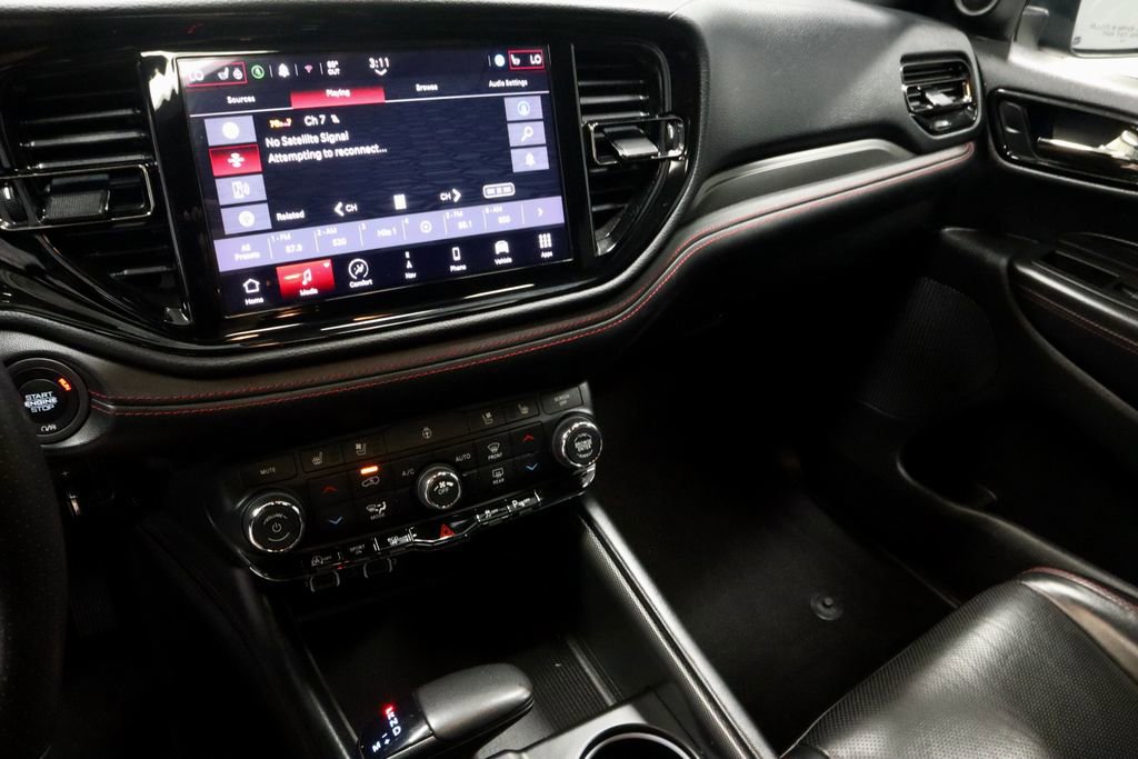 Used 2024 Dodge Durango GT image 31