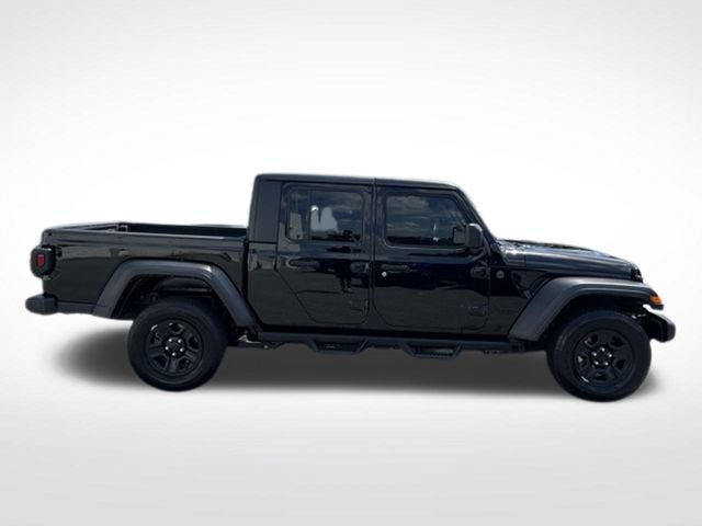 Used 2024 Jeep Gladiator Sport AWD/4WD image 11