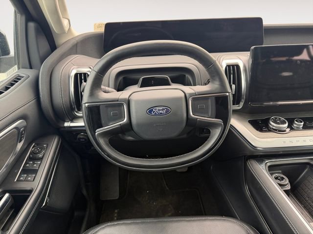 Certified 2025 Ford Expedition Max Platinum AWD/4WD image 12
