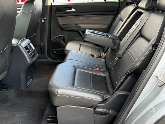Used 2023 Volkswagen Atlas SE AWD/4WD image 7