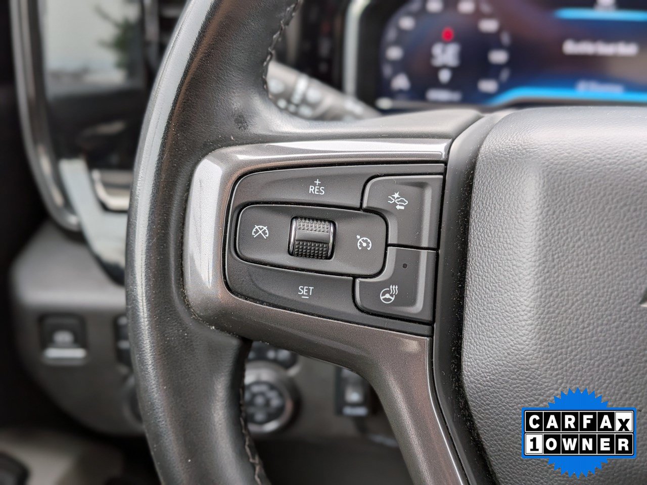 Used 2024 Chevrolet Silverado 2500 ZR2 w/ Technology Package AWD/4WD image 31